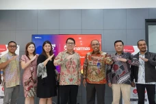 Kerja Sama PosIND-Bank...