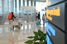 Ironi Bandara di Indonesia,...