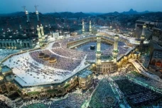 Inilah 10 Masjid Terbesar...