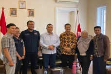 Selain Pendidikan dan...