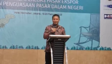 Ekspor Mebel dan Kerajinan...