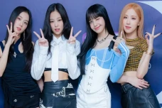 Viral! BLACKPINK Batal...