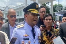 Dilantik Jadi Gubernur...