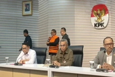 Hasto Kristiyanto Ditahan...