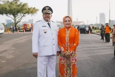 6 Artis Dilantik Jadi...