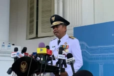 Dedi Mulyadi Angkat...