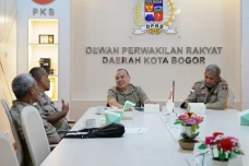 Tagana dan DPRD Kota...