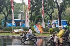 Karangan Bunga Pramono-Doel...