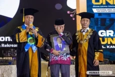 Momen Haru Ayah Wakili...
