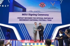 VinFast Resmi Menjadi...