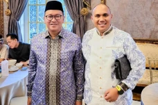 Sandi Mandela: Peluncuran...