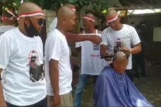 Kades Kohod Ditahan,...