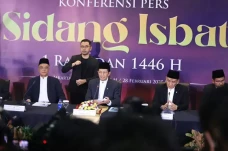 1 Ramadan Jatuh pada...