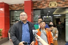 Perindo Beri Bantuan...