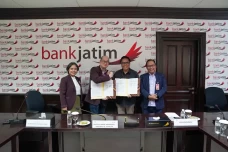 Bank Jatim dan Universitas...