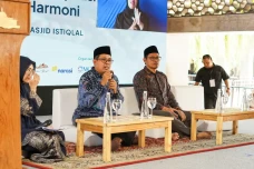 Dua Dekade Pusat Studi...