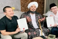 Reaksi Istri Richard...