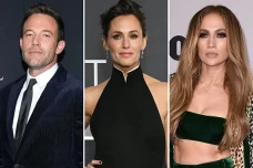 Jennifer Lopez Jengkel...