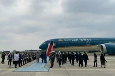 Prabowo Antar Sekjen...