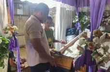 Peduli Sesama, Partai...