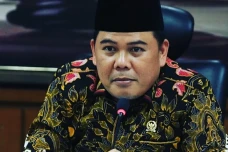 DPR Dukung Menko Zulhas...