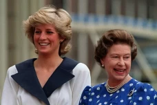 Reaksi Awal Ratu Elizabeth...