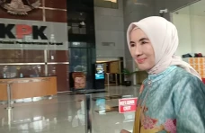 Nicke Widyawati Bungkam...