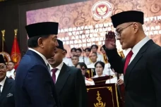 Jadi Stafsus Menhan,...