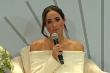 Meghan Markle Diancam...