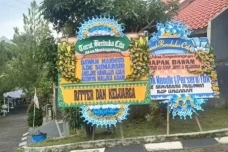 Sekeluarga yang Meninggal...