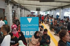 PT KAI Daop I: Pemudik...