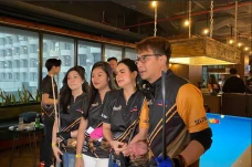 Delon dan Selebritas...