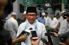 Pramono Izinkan ASN...