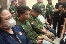 Tangis 2 Anak Bos Rental...