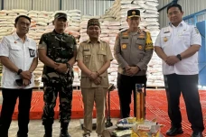Stok Pangan Aman selama...