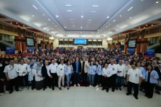 BCA Gelar Kuliah Umum...
