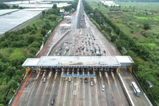 Sepanjang Arus Mudik...