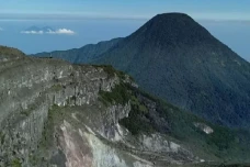 Pendakian ke Gunung...