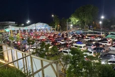 Macet Horor di Pelabuhan...
