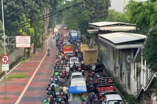 Hari Pertama Masuk Sekolah,...