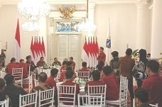 Curhatan Rizky Ridho...