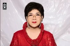 5 Potret Titiek Puspa...