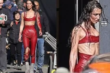 Tubuh Bella Hadid Makin...