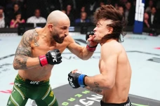 Hasil UFC 314: Alexander...
