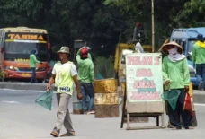 Dedi Mulyadi Larang...