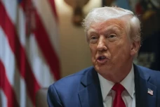 Trump Mencla-mencle,...