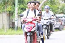 Pemkot Depok Larang...