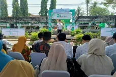 Resmikan ZCorner di...