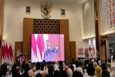 PB PGRI Desak Tunjangan...