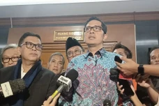 Eks Penyidik KPK Anggap...